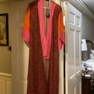 Beautiful cover up by Vix Paul Hermanny XS